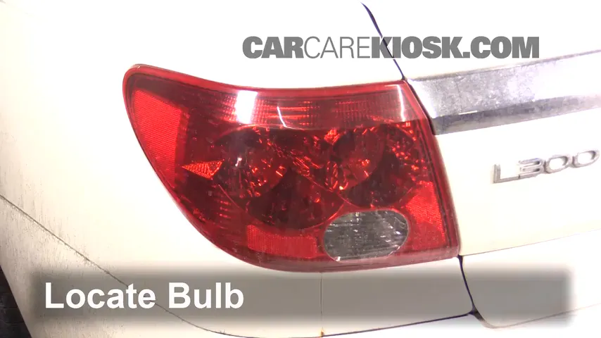 2005 Saturn L300 3.0L V6 Lights Tail Light (replace bulb)